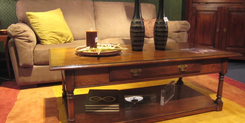 Table de slaon Louis XIII anglaise